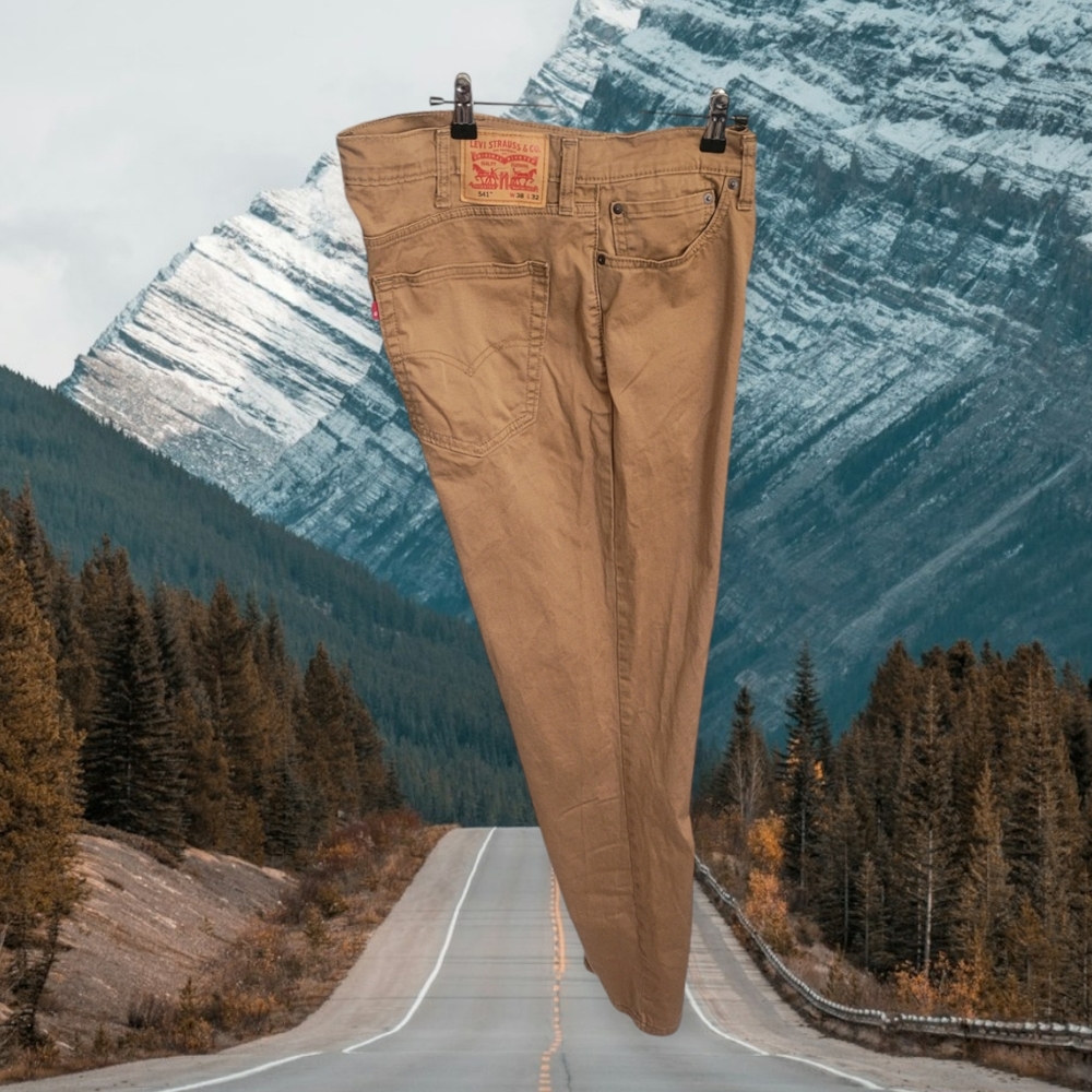 Carmel Colored Levi's 541